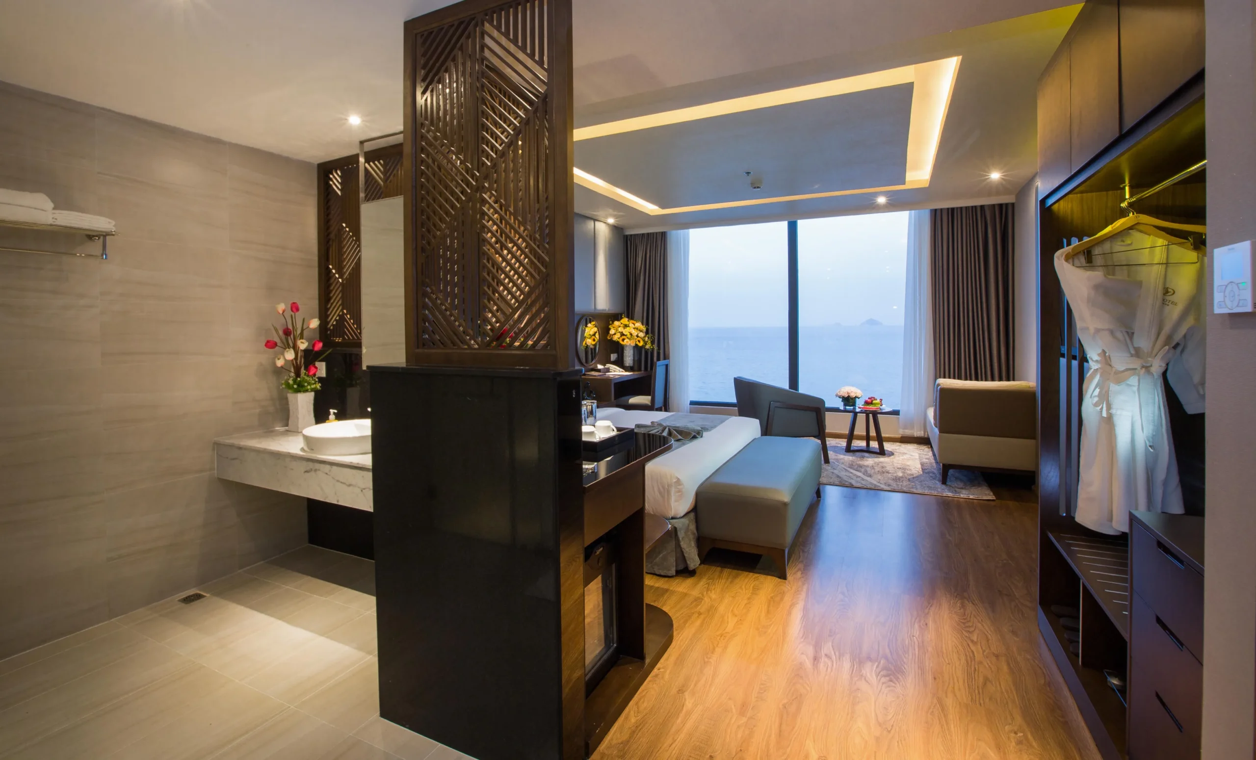 Executive Ocean View room at DTX Hotel Nha Trang with luxurious ocean view and modern interior